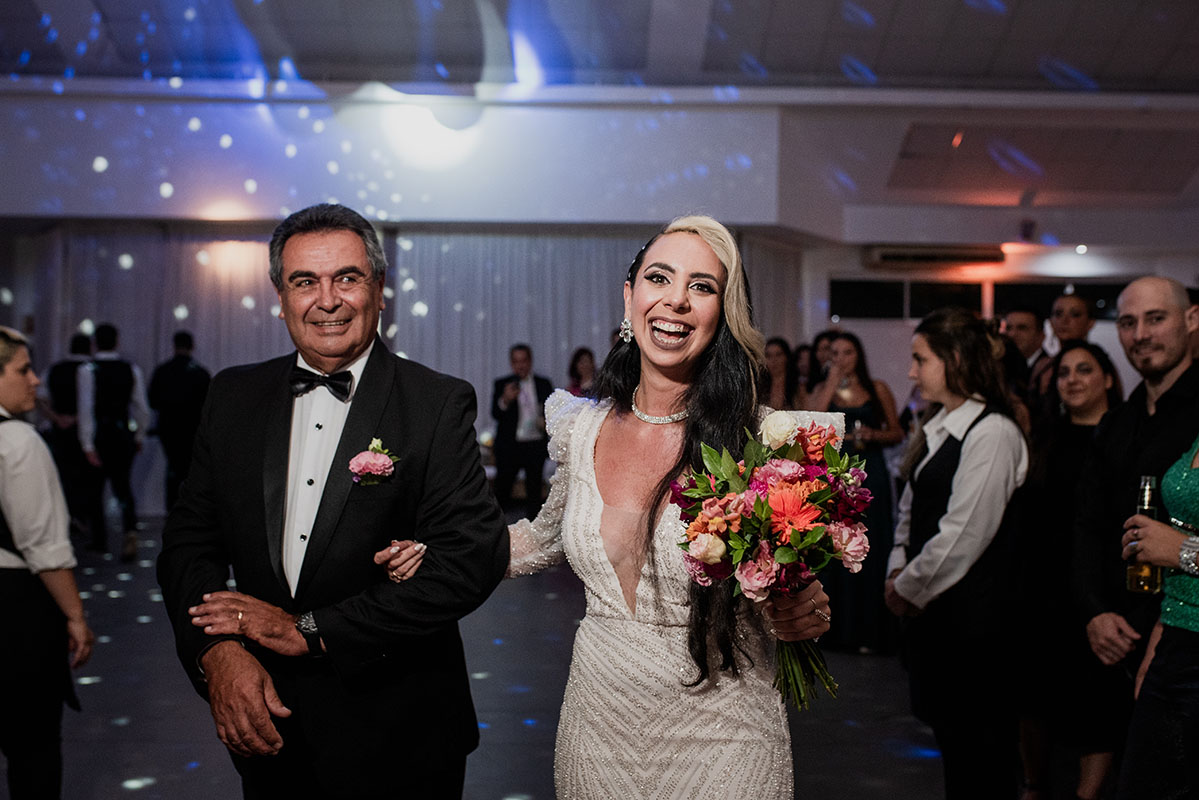 Fotos de la boda de Anita y Manu. Casamiento en Rosario. Realizadas por Bucle Fotografias. Flor Bosio y Caro Clerici.