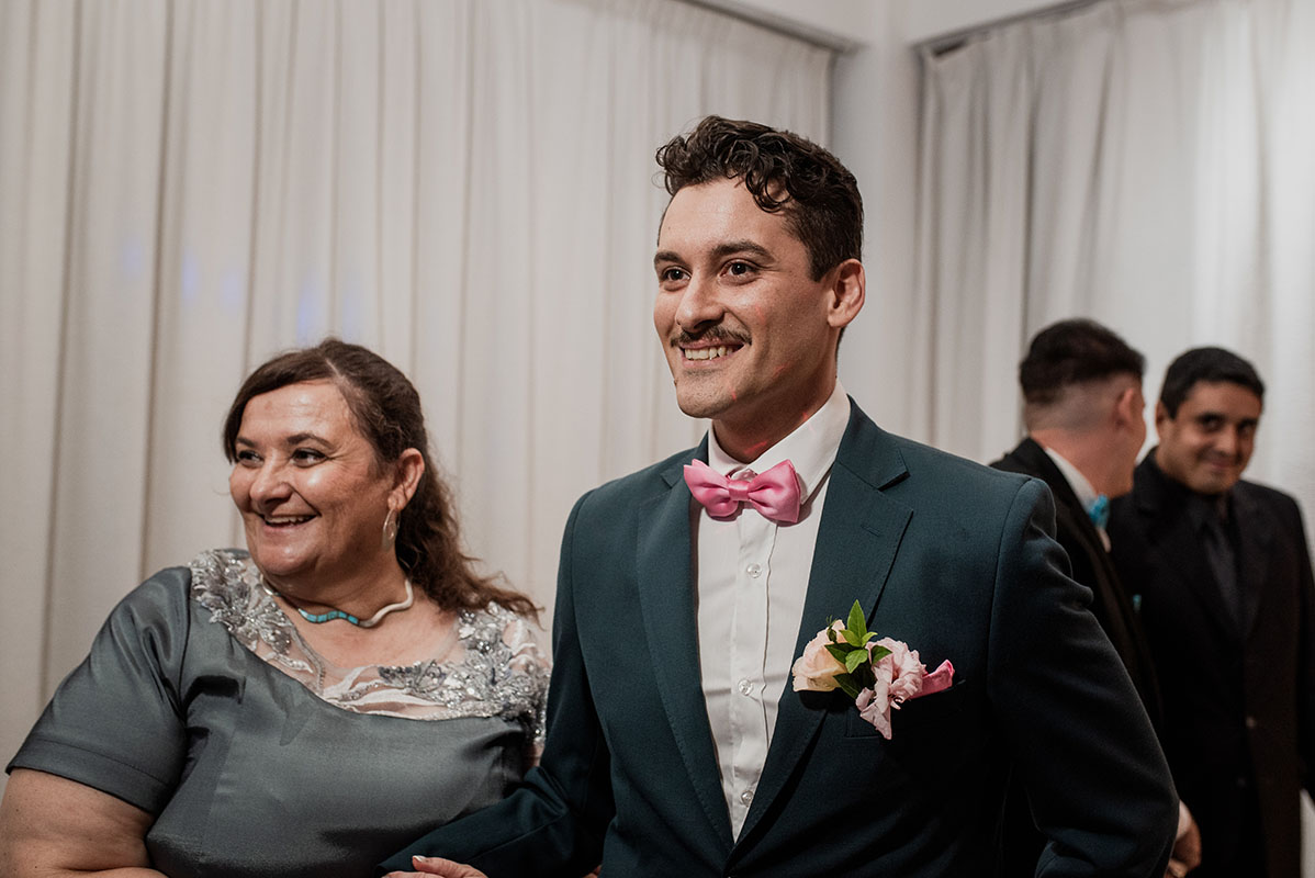 Fotos de la boda de Anita y Manu. Casamiento en Rosario. Realizadas por Bucle Fotografias. Flor Bosio y Caro Clerici.