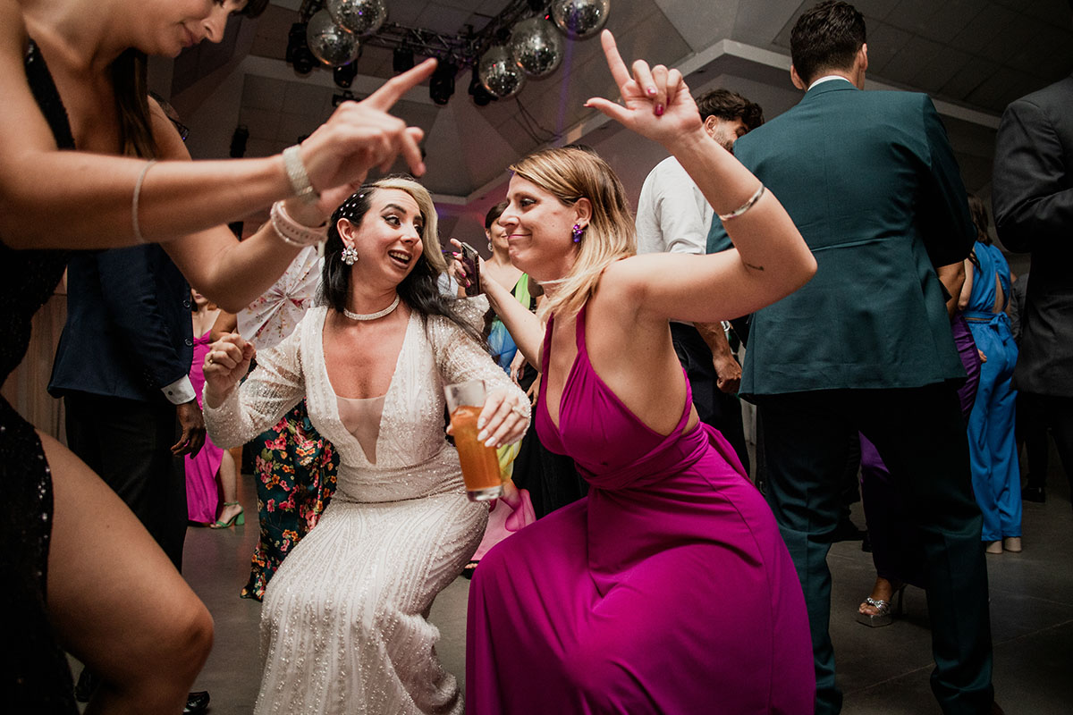 Fotos de la boda de Anita y Manu. Casamiento en Rosario. Realizadas por Bucle Fotografias. Flor Bosio y Caro Clerici.