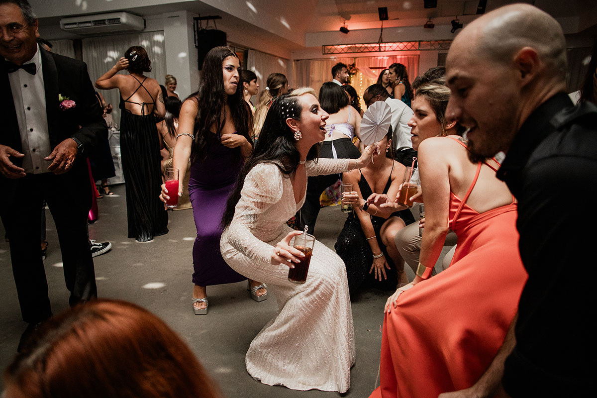 Fotos de la boda de Anita y Manu. Casamiento en Rosario. Realizadas por Bucle Fotografias. Flor Bosio y Caro Clerici.