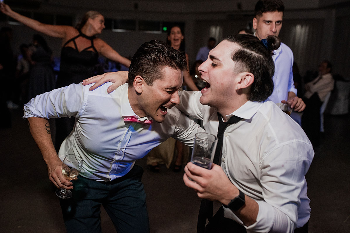 Fotos de la boda de Anita y Manu. Casamiento en Rosario. Realizadas por Bucle Fotografias. Flor Bosio y Caro Clerici.