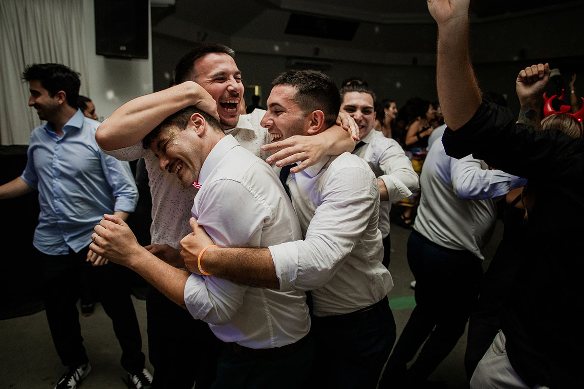 Fotos de la boda de Anita y Manu. Casamiento en Rosario. Realizadas por Bucle Fotografias. Flor Bosio y Caro Clerici.