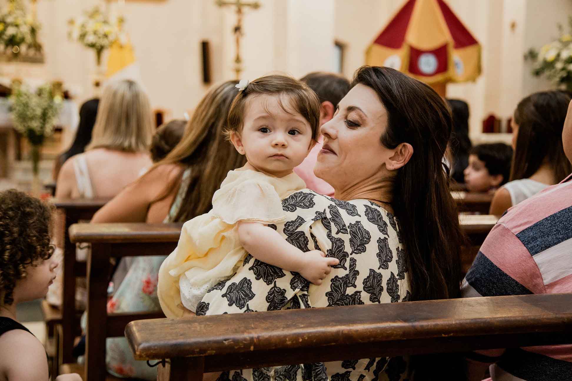 Fotos del bautismo de Guada y el cumple de cuarenta de Vicky en Rosario realizadas por Bucle Fotografías Flor Bosio y Caro Clerici
