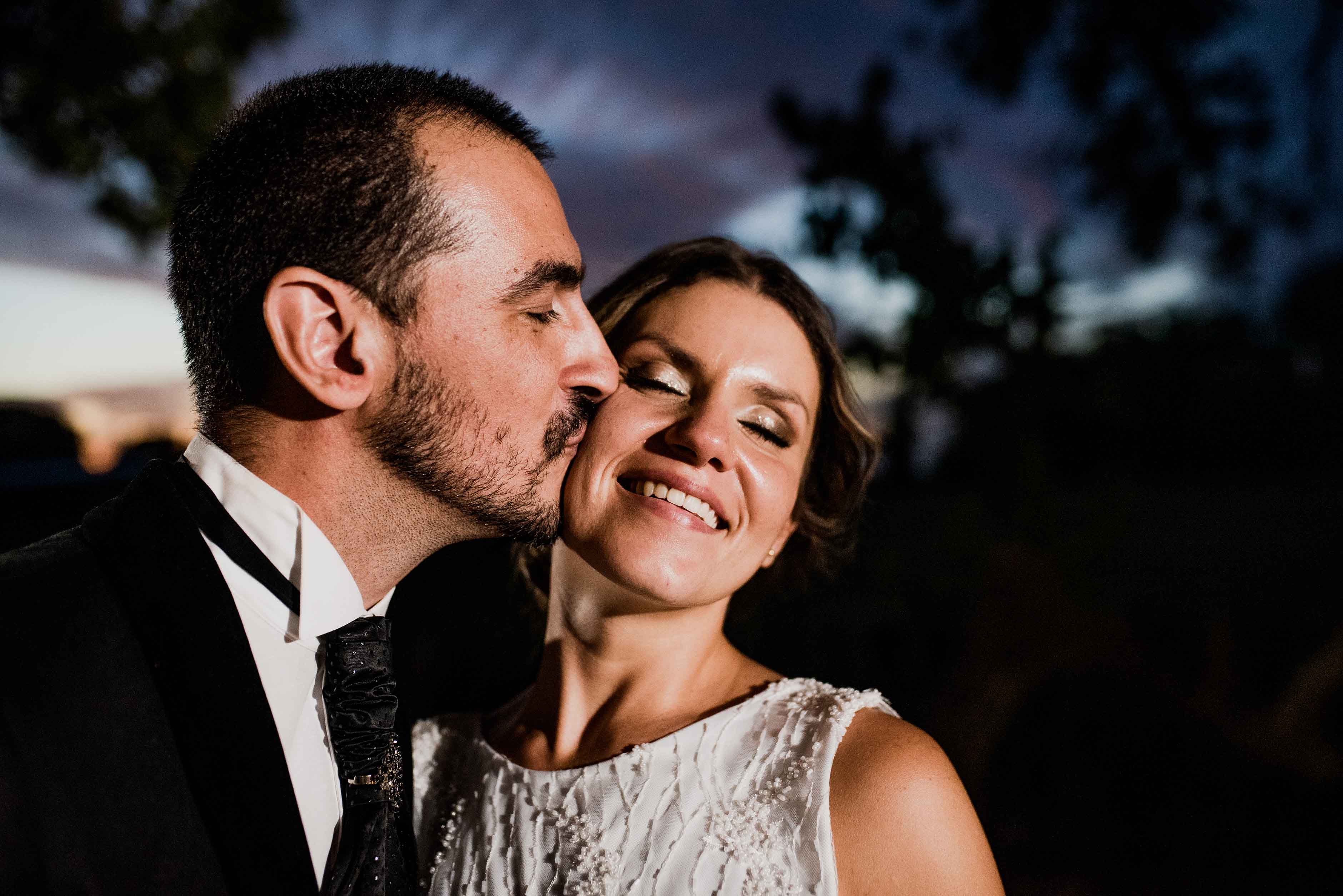 Fotos de la boda de Ani y Munir en Rosario realizadas por Bucle Fotografias Flor Bosio y Caro Clerici