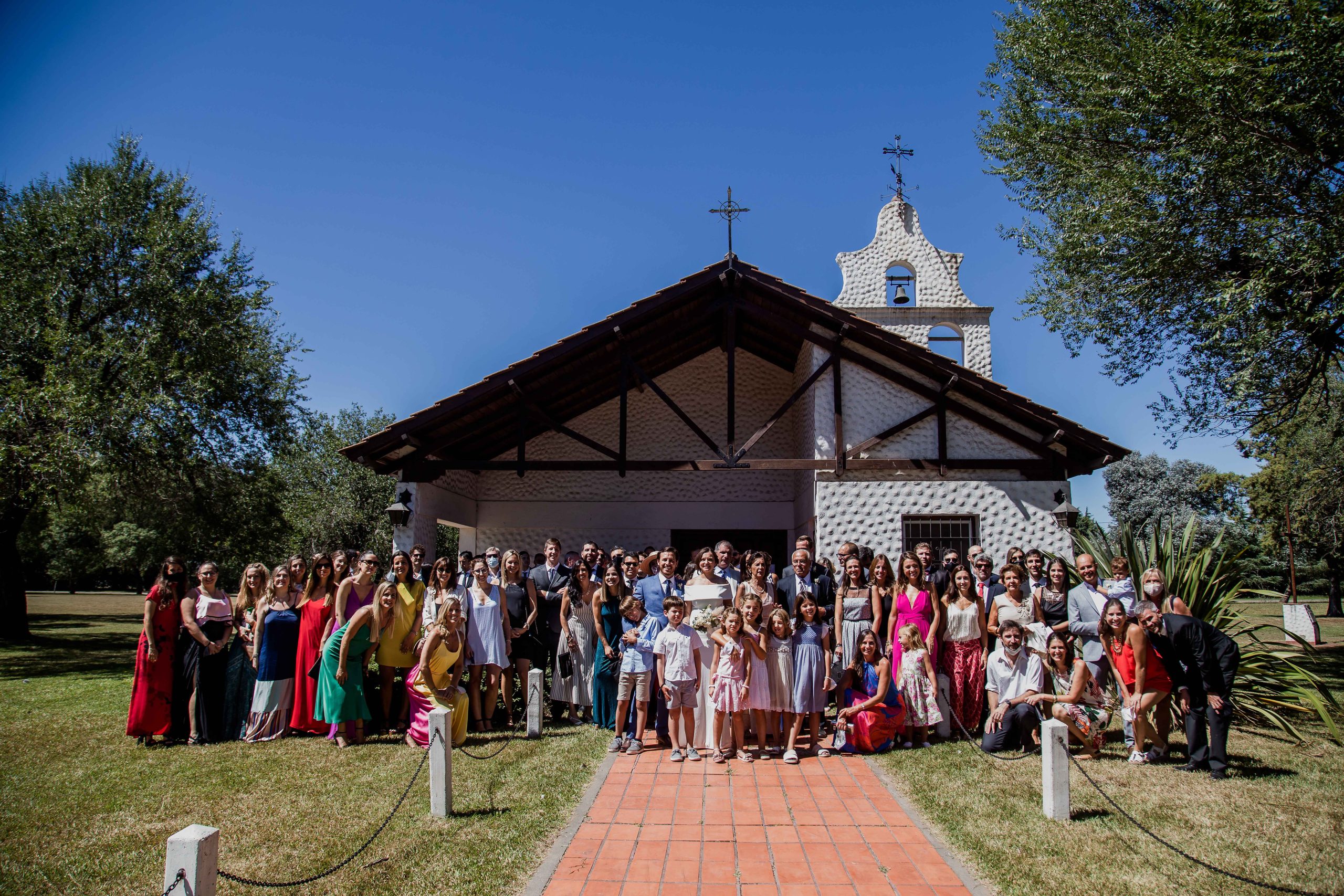 Fotos de la boda de Bren y Pato en Rosario realizadas por Bucle Fotografias Flor Bosio y Caro Clerici