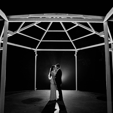 Imagen destacada de las fotos de la boda de Anita y Manu. Casamiento en Rosario. Realizadas por Bucle Fotografias. Flor Bosio y Caro Clerici.