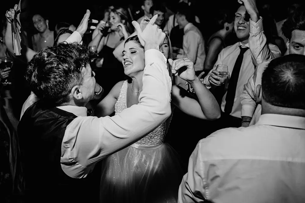 Novios bailando